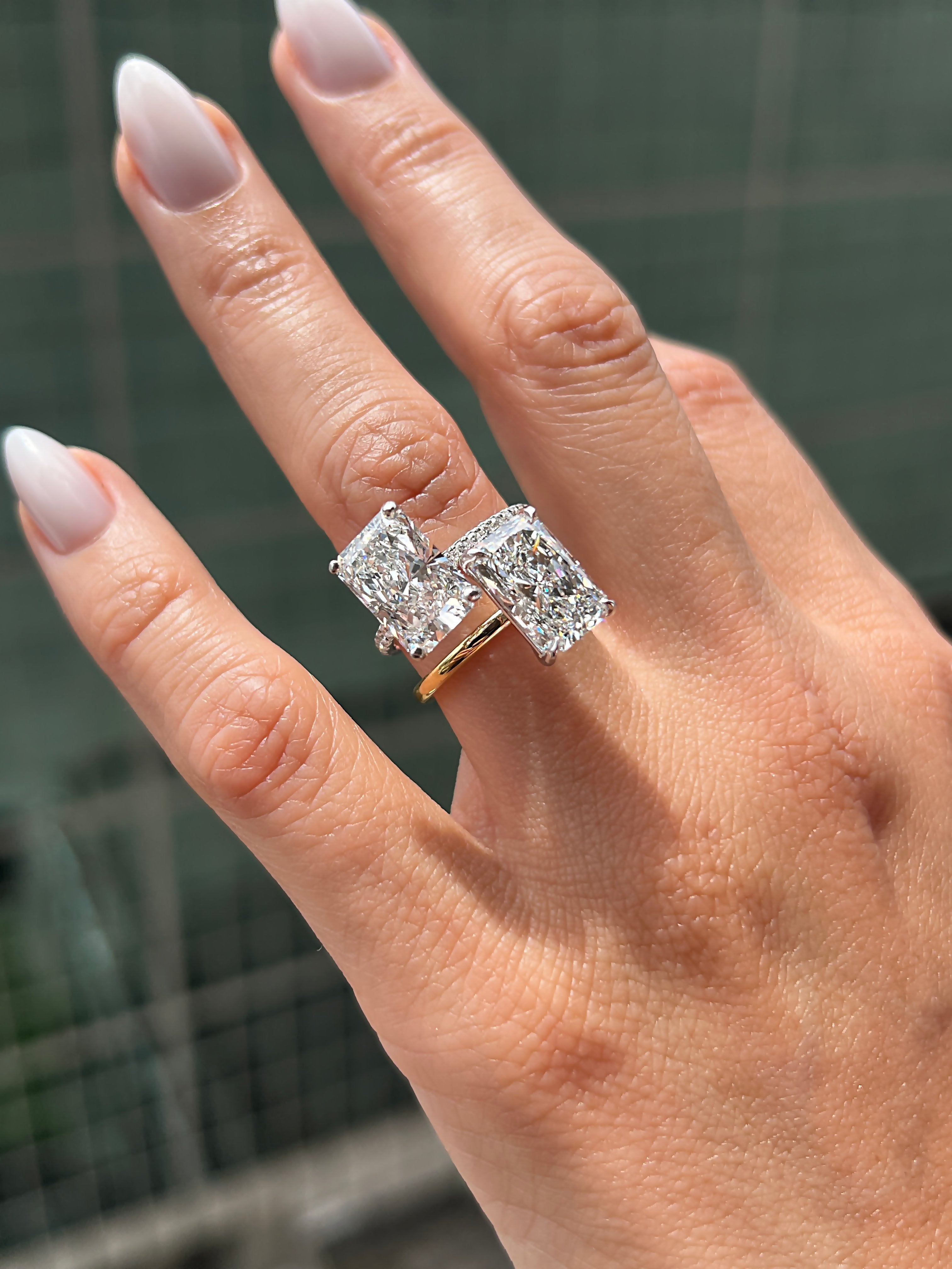 white gold vs yellow gold engagement ring