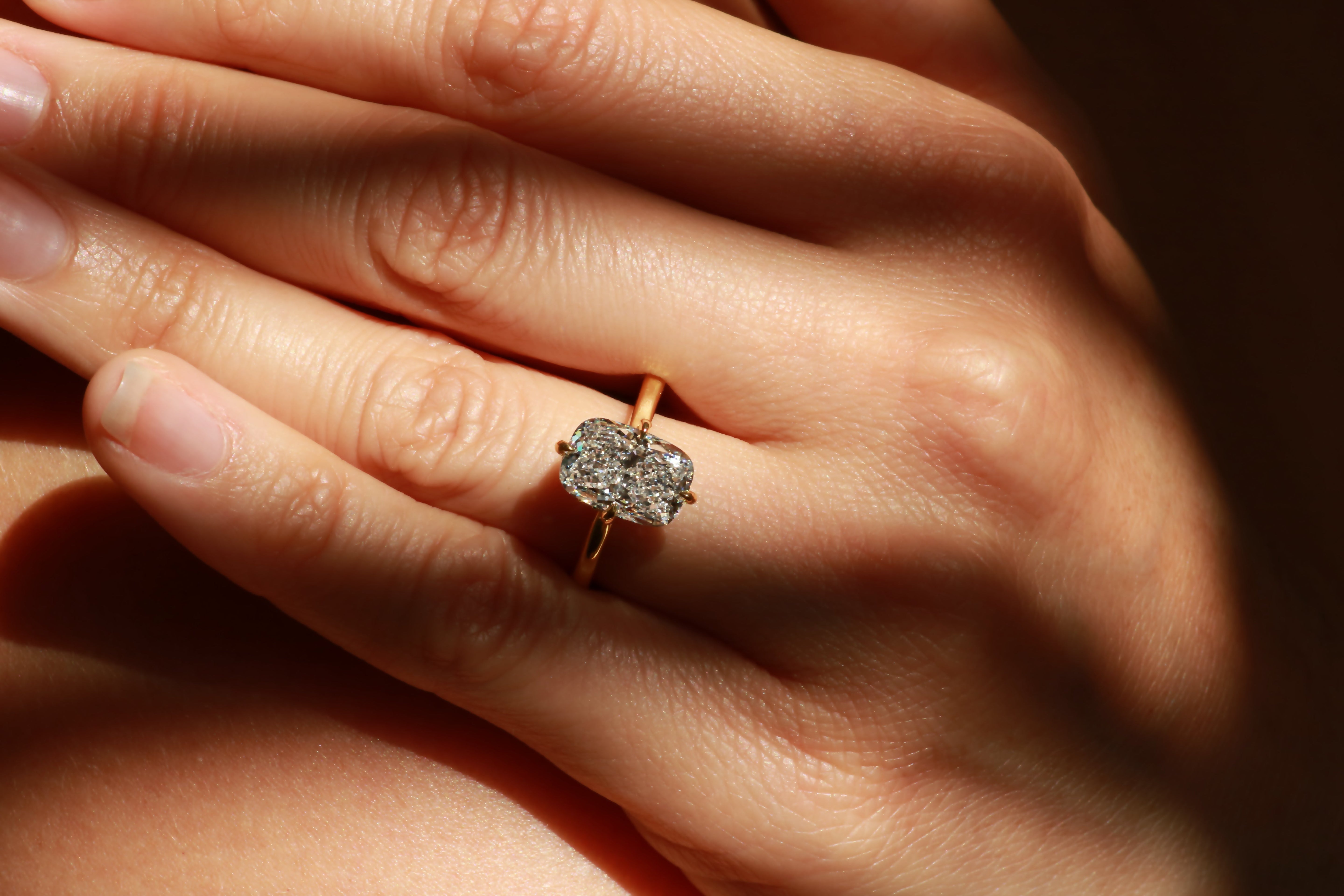Why Radiant Cut Diamonds Rule Engagement Rings 2026