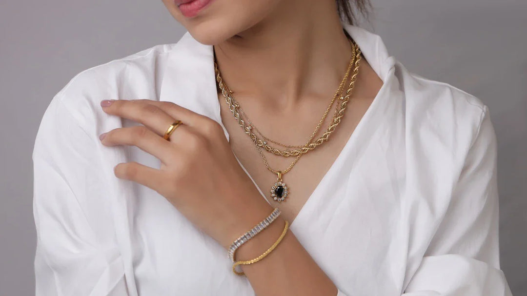 10 Chic Ways to Elevate Your Look With Jewelry