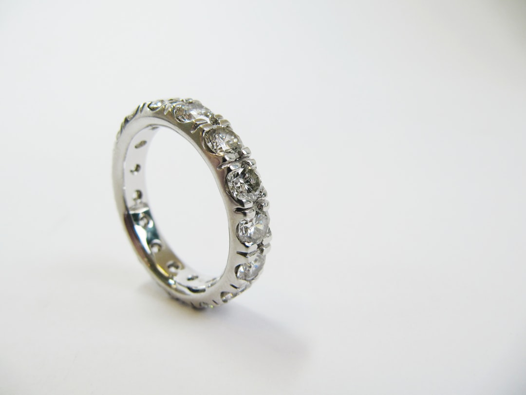7 Smart Ways to Save Big on White Gold Wedding Bands for Men