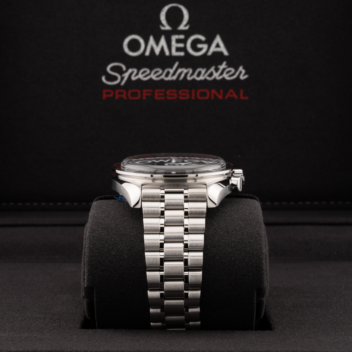 Omega Speedmaster moonwatch 310.30.42.50.01.002 bracelet 