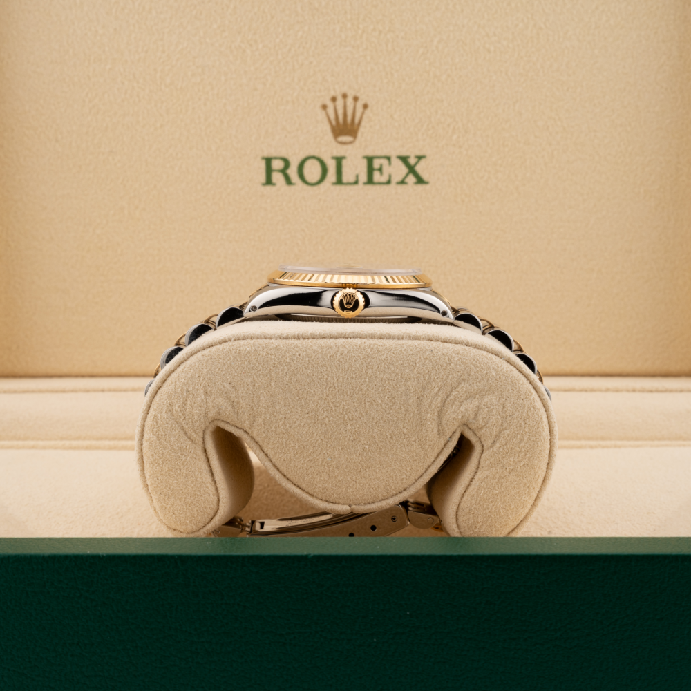 Rolex 68273 case 