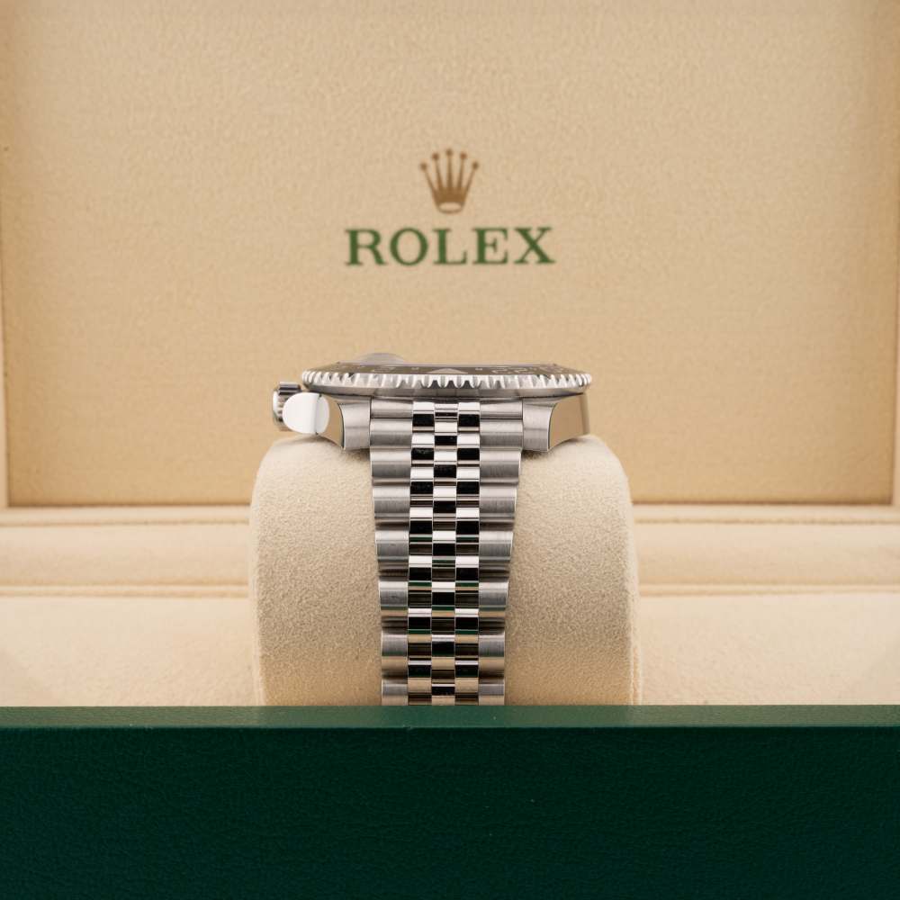 Rolex batman 126710 jubilee band