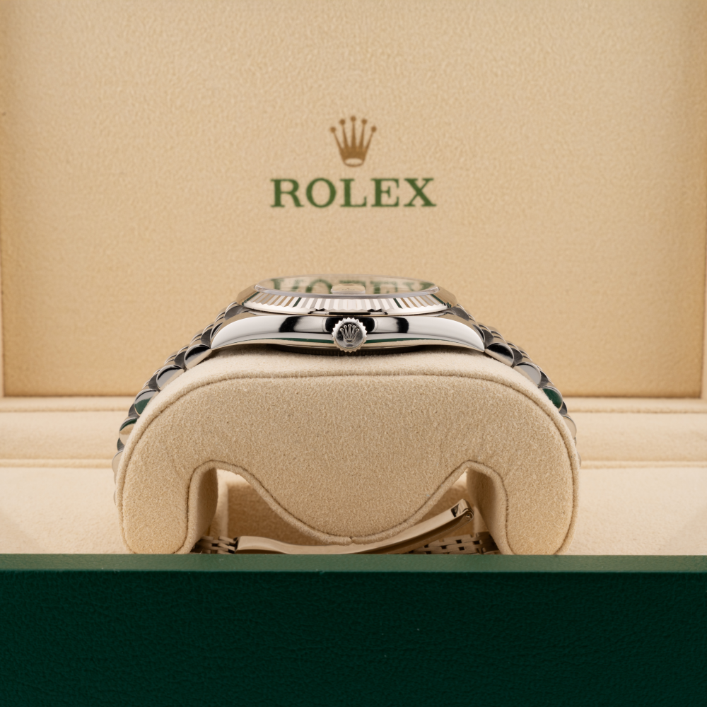 Rolex 126334 Datejust 41 Case 