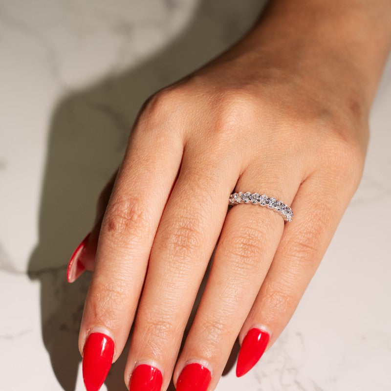 Half Eternity Oval Diamond Band with 1.10 carats in 14K White Gold