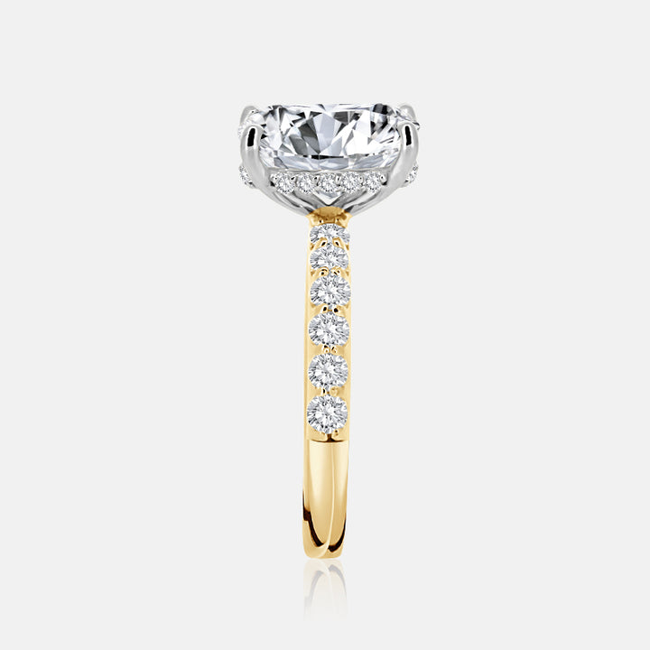 Masina Diamonds Aurora diamond ring in yellow gold detail.