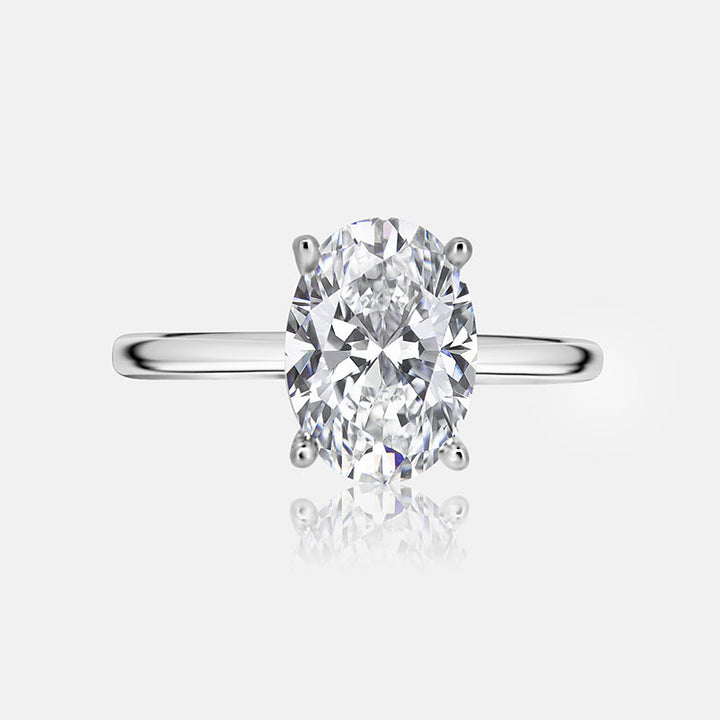 Solitaire Oval Engagement Ring in 14 Karat White Gold