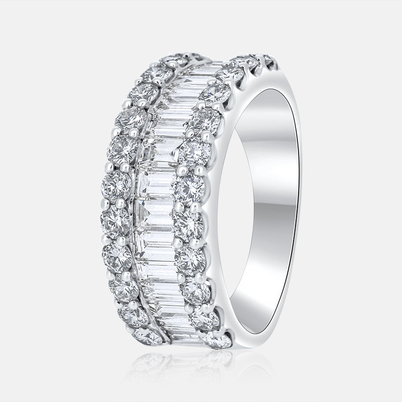 14 Karat White Gold Right Hand Ring with 2.77 Carat of Round and Baguette Diamonds