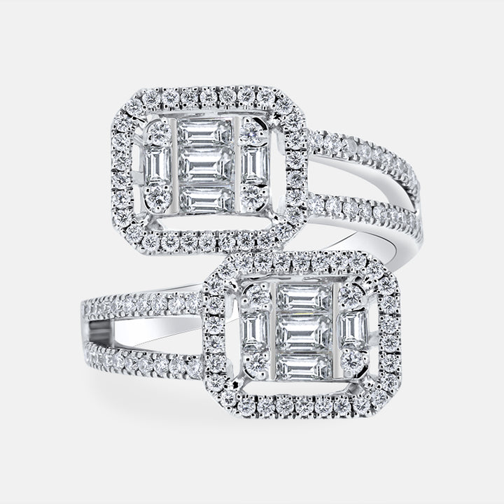 18 Karat White Gold Baguette Right Hand Ring with 1.43 Carat of Diamonds
